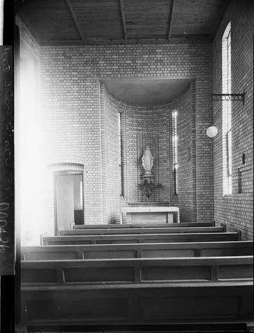 Chapel in newly built Catholic Church at Northbridge taken for Building Publishing Co, 1942