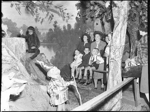 Christmas Show, 1939