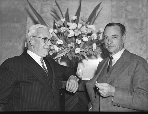 Cocktail party to The Women Co, 1938