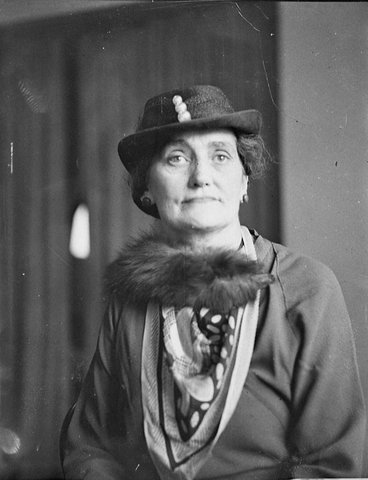Country womens conference taken for Mingay Publishing Co, 1938