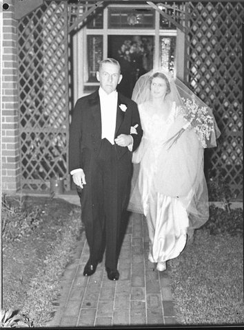 CribbBudge wedding St James Church, 1937