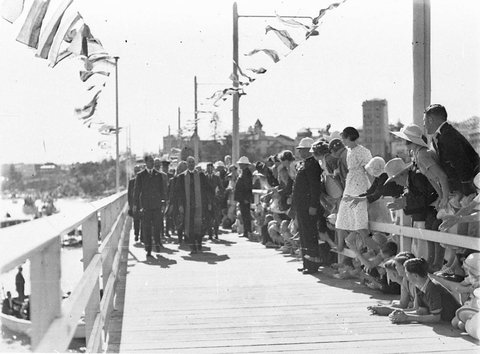 Duke of Gloucester arrives at Manly, 1934