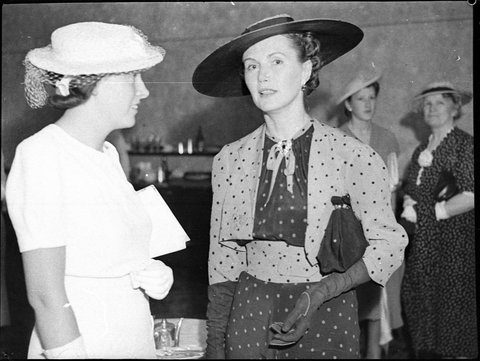 Earl and Countess Beatty luncheon at Hotel Australia, 1939