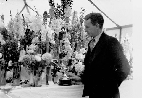 Festival Week flower show in a marquee Sydney, 1934