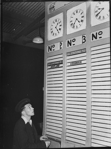 First train from Newcastle after strike ends, 1950
