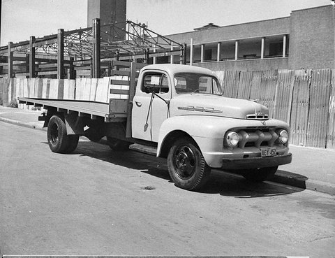 Ford truck, 1953
