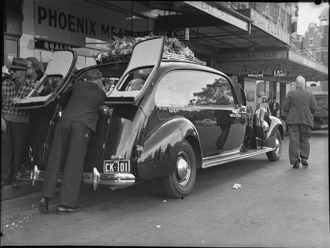 Funeral, 1940