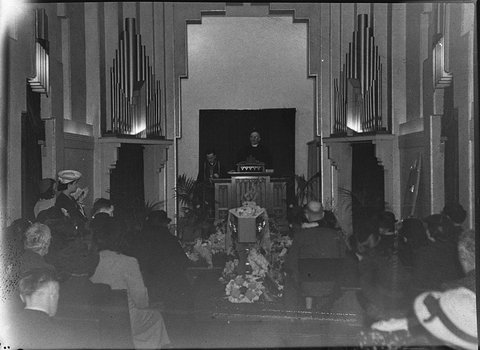 Funeral, 1940