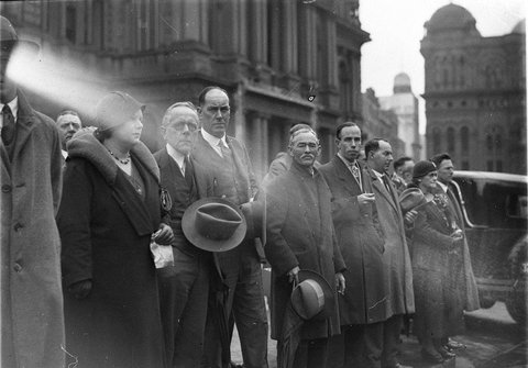 Government members and VIP mourners at Sir Edgeworth Davids funeral, 1934