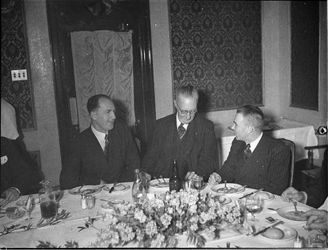 Greater Union Theatres dinner at Ushers, 1944