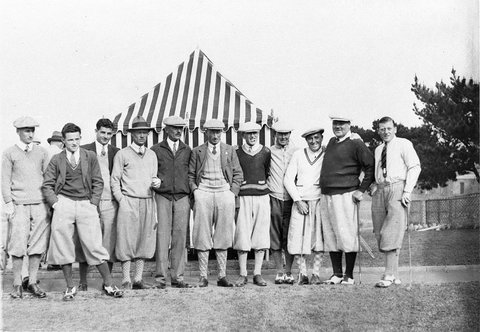Group of 11 golfers Harry Hattersley 2nd from left, 1931