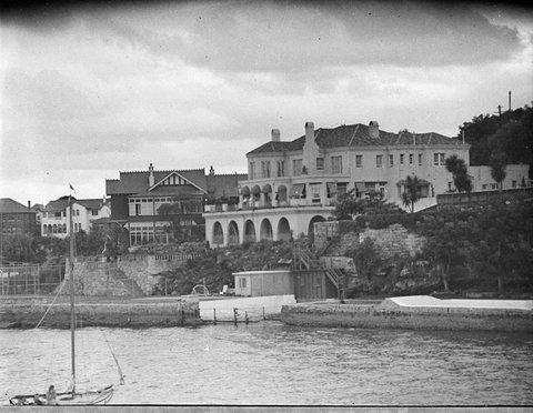 Harbourside mansion Views for Argus and Australasian, 1938