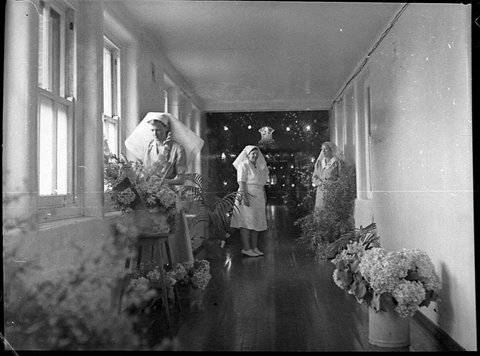 Hospitals Christmas Day, 1948