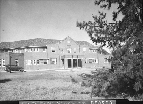 Hotel Ainslie, 1937