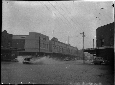 Hunter Street Newcastle in flood, 1956