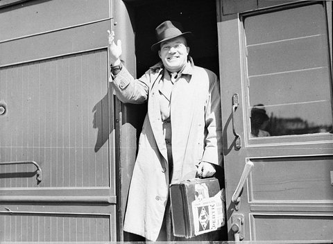 Ivan Menzies arrival, 1936