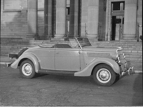 Keith Hamilton Ford roadster taken for AnivittiSchey, 1937