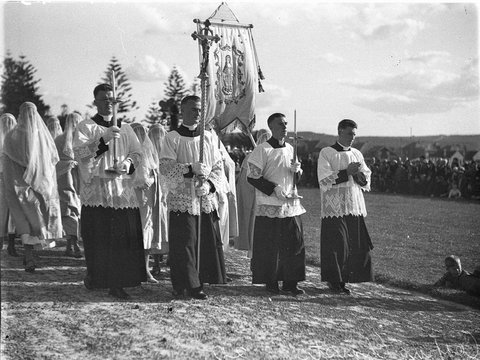 Leading the procession Corpus Christi at Manly, 1934