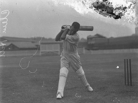 Lefthander practice batting probably New South Wales player Clement John Clem Hill, 1930s