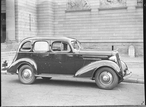 Liberty Motors cars taken for Telegraph classified ads, 1937