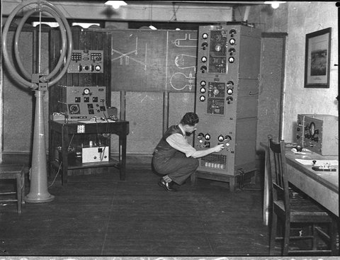 Marconi school of wireless, 1937