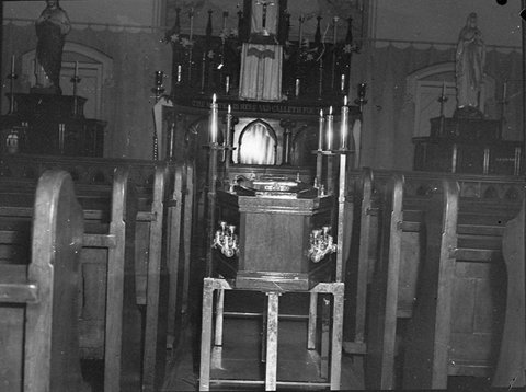 Medcalf funeral, 1945