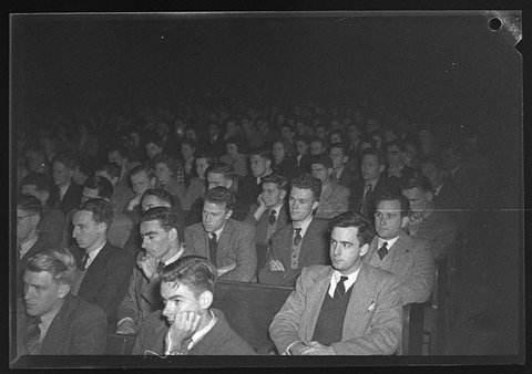 Meeting of the American evangelist Dr Appelman at the university, 1945
