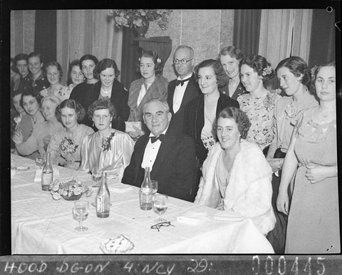 Metropolitan Business College dinner at Allora Cafe, 1937