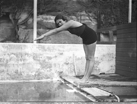 Miss Cavill, 1935