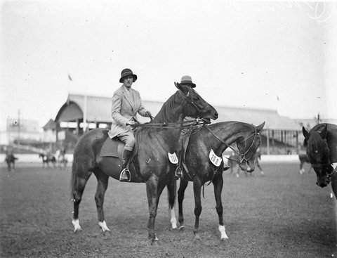 Miss Dinah Hordern on her hack, 1925–57