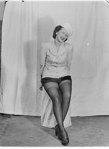 Miss Ruby Z, 1944
