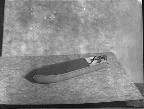 Model yachts Mr Walton Hall, 1948
