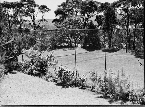 Mr B Youngs home North Sydney, 1937