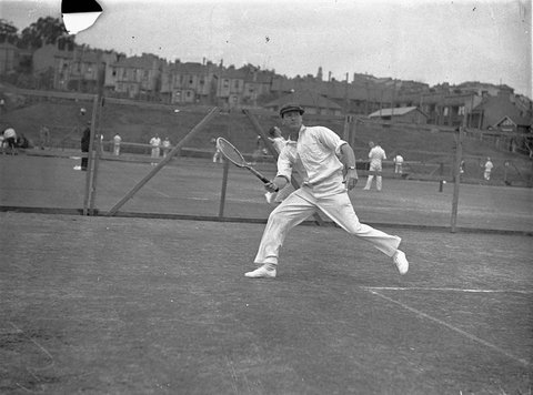 Mr E or F Quinlan Lawn Tennis Country Carnival Rushcutters Bay January 1935
