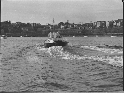 Mrs Holmes launching of Endeavour, 1937