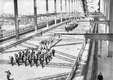 Naval Band and Royal Australian Navy lead across the Bridge, 1932