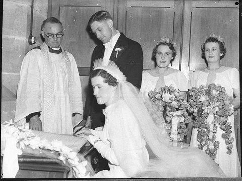 NeilssonSherwood wedding St Johns Darlinghurst, 1937
