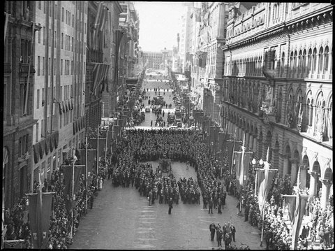 New Zealand contingent at 1938 Anzac Day commemoration in Martin Place