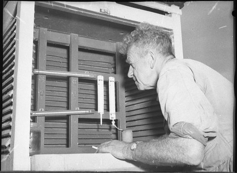 Nobbys pilot station, 1955