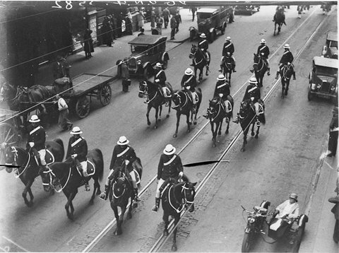 NSW mounted police in Pitt Street, 1930s