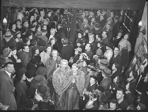 Opening night Hollywood Hotel Revue taken for Fullers Theatres Ltd, 1938