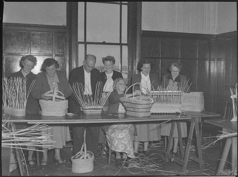 Opening of Subnormal Childrens School at Waratah by Lord Mayor Alderman FJ Purdue, 1954