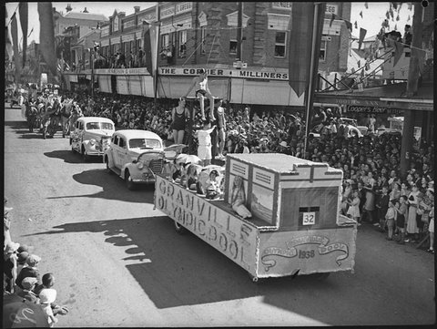 Parramatta celebrations Granville Olympic Pool float, 1938