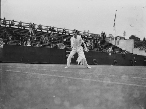 Pat Hughes, 1934