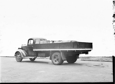 Penfolds truck, 1941