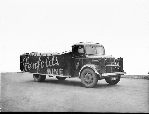 Penfolds truck, 1941