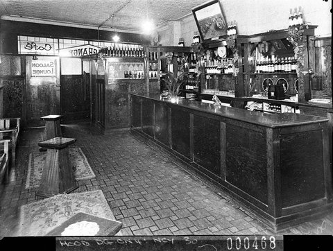 Penfolds Wines display in Fred Dineens Kings Cross wine saloon, 1939