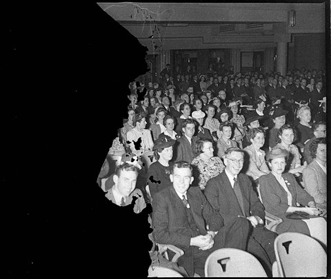 Presentation of cheques, 1946