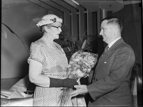 Presentation to Matron Hall by Mr G Duncan, 1957