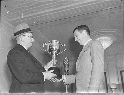 Presentation Air League Cup, 1937